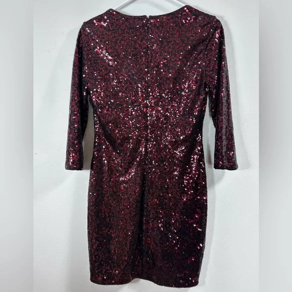 Express Deep Red & Black Sequin V-neck Long Sleeve Lined Holiday Dress Size 6 - Picture 2 of 10
